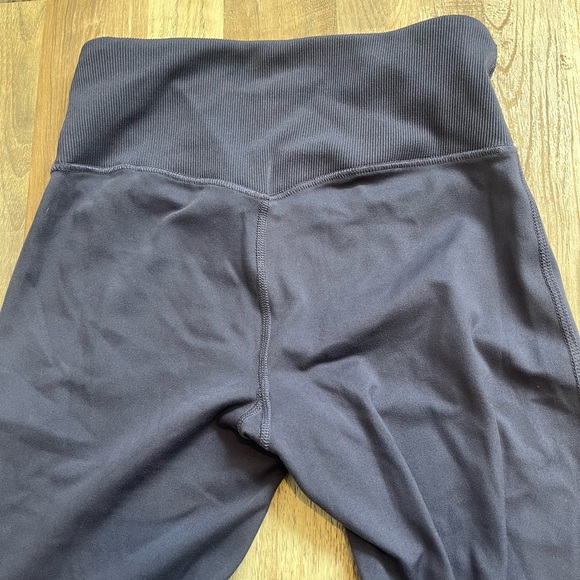 EUC Marika Workout Leggings - Picture 7 of 7
